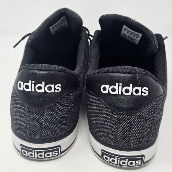 **$OLD**Adidas Men's Neo Cloudfoam Footbed Size 9 or Women's 10 - Picture 3 of 9